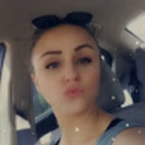 Meet your Posher, Lacy